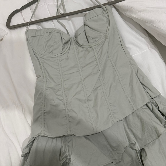 Oh Polly green halter corset dress size 6 - Picture 3 of 3